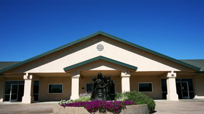 中央山谷基督学校logo图片