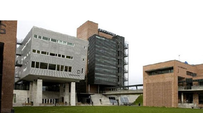 阿哥德大学logo图片